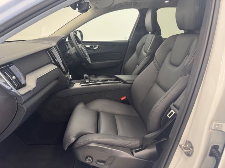 2024 Volvo XC60 - photo 8