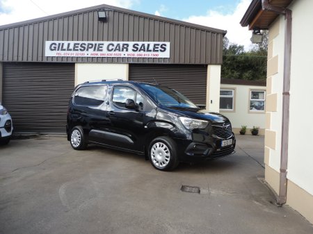 2021 Opel Combo 1.5 Turbo D 100PS Energy 5 Seater