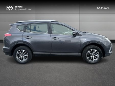 2018 Toyota RAV4 - photo 3