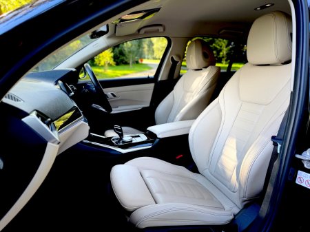 2021 BMW 3-Series - photo 22