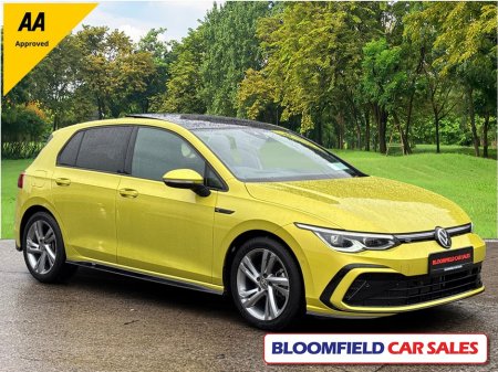 2021 Volkswagen Golf 1.5 e-TSI R-LINE , PANROOF // PRISTINE