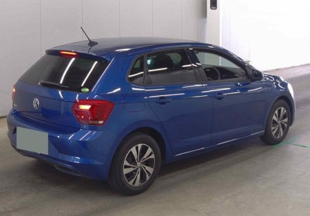 2018 Volkswagen Polo - photo 2
