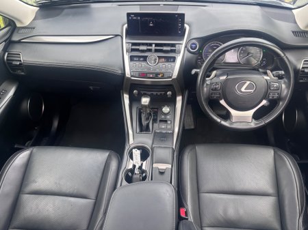 2019 Lexus NX - photo 2