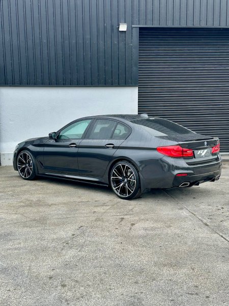 2018 BMW 5-Series - photo 9
