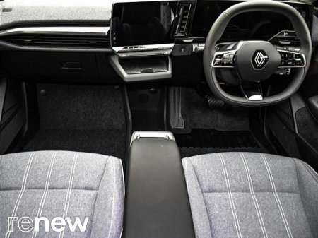 2023 Renault Megane E-Tech - photo 2