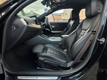 2023 BMW 3-Series - photo 12