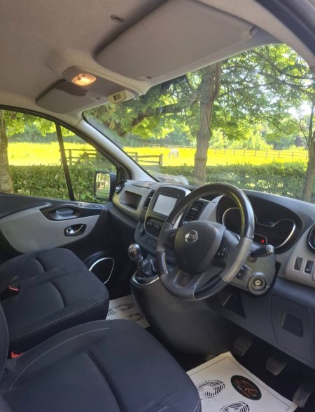 2019 Nissan NV300 - photo 9