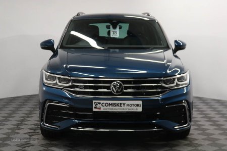 2023 Volkswagen Tiguan - photo 2