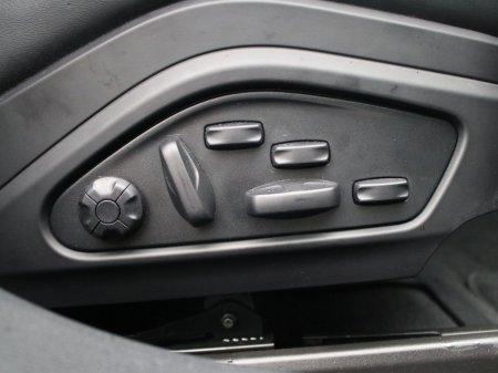 2025 Porsche Panamera - photo 23