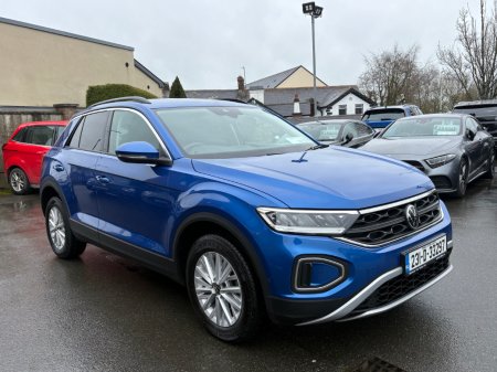 2023 Volkswagen T-Roc - photo 4