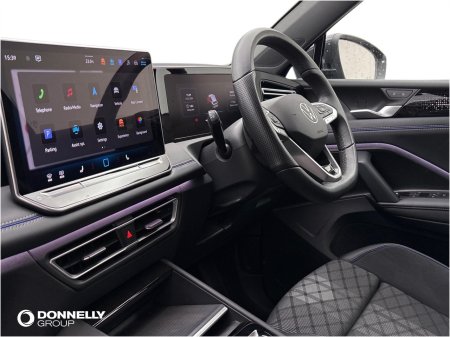 2024 Volkswagen Tiguan - photo 2