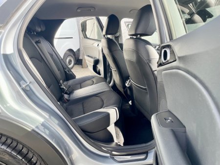 2023 Kia XCeed - photo 4