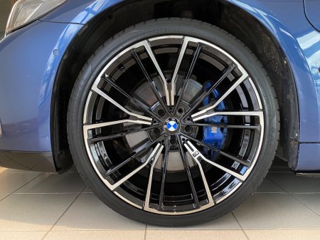 2023 BMW 5-Series - photo 6
