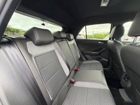 2021 Volkswagen T-Roc - photo 26