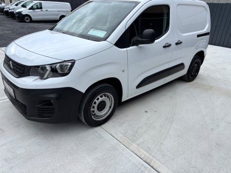 2023 Peugeot Partner - photo 2