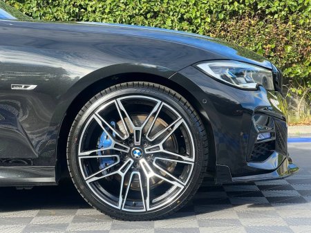 2022 BMW 3-Series - photo 9