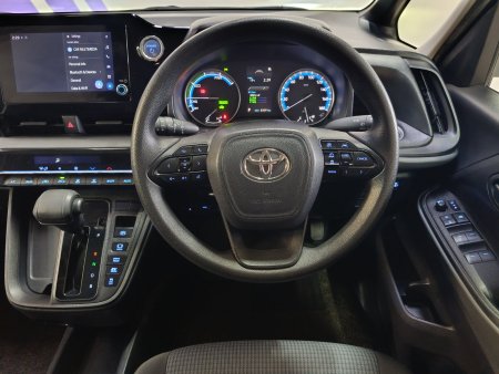 2022 Toyota Noah - photo 16