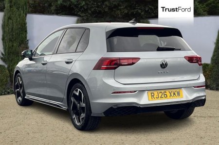 2026 Volkswagen Golf - photo 2