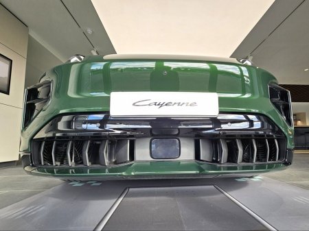 2026 Porsche Cayenne - photo 29