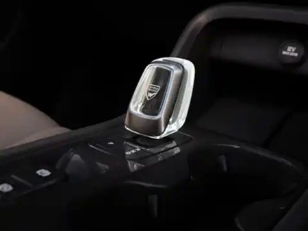 2027 Volvo EX40 - photo 8