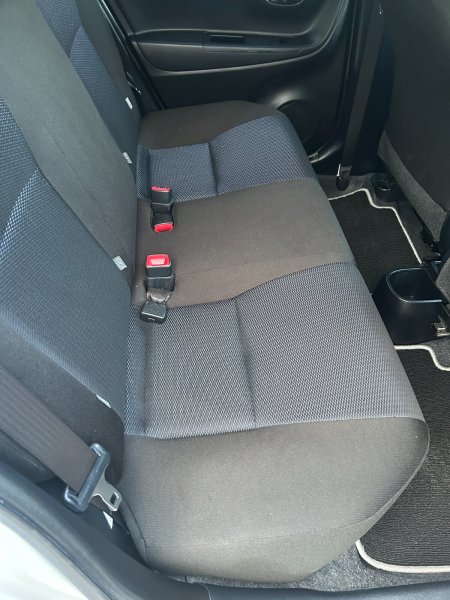 2018 Toyota Vitz - photo 16