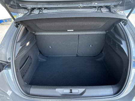 2026 Peugeot 308 - photo 18