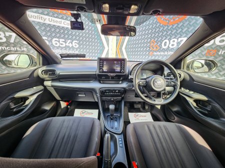 2023 Toyota Yaris - photo 18