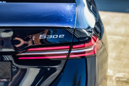 2024 BMW 3-Series - photo 11