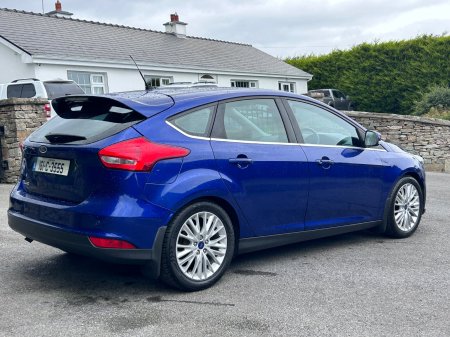 2016 Ford Focus - photo 24