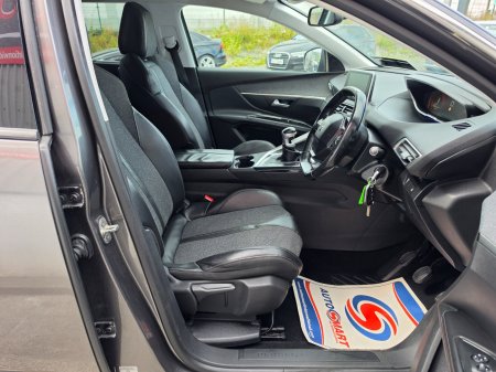 2018 Peugeot 5008 - photo 39