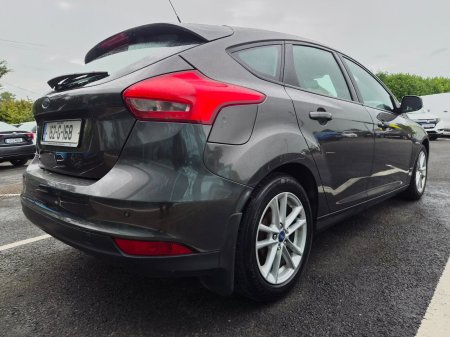 2015 Ford Focus - photo 3