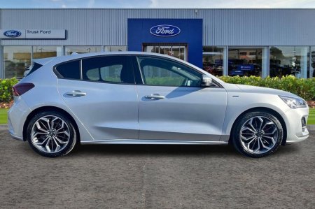 2026 Ford Focus - photo 3