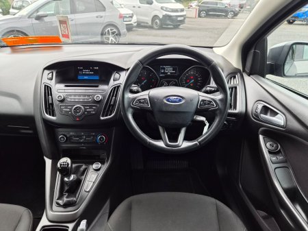 2015 Ford Focus - photo 13