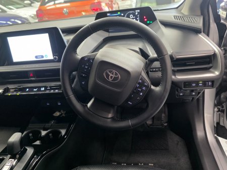 2023 Toyota Prius - photo 10