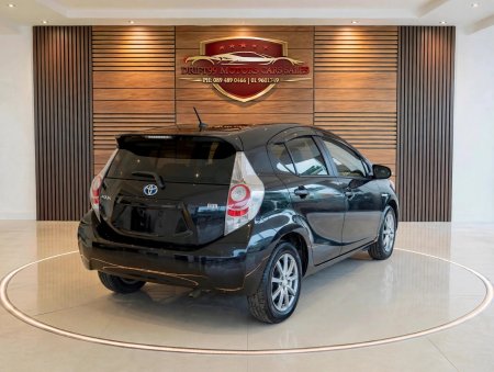 2013 Toyota Aqua - photo 4