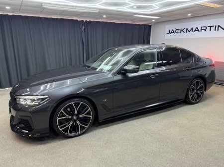 2021 BMW 5-Series - photo 4