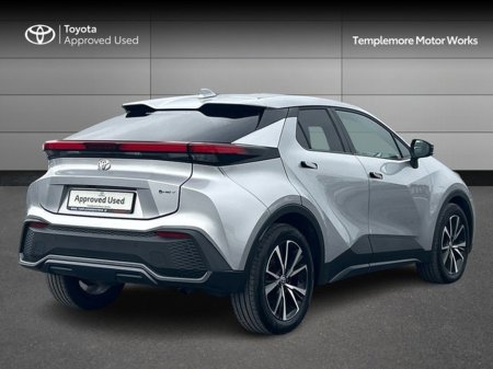 2023 Toyota C-HR - photo 2