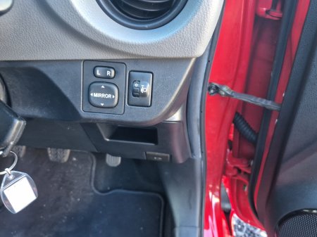 2015 Toyota Yaris - photo 20