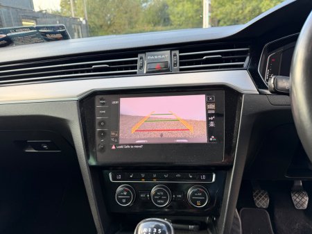 2020 Volkswagen Passat - photo 11