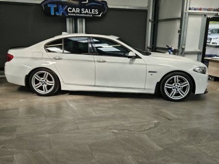 2015 BMW 5-Series - photo 2