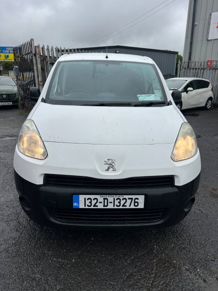 2013 Peugeot Partner - photo 24