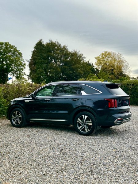 2023 Kia Sorento - photo 8