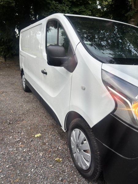 2018 Nissan NV300 - photo 9