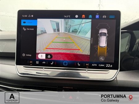2025 Volkswagen Golf - photo 8