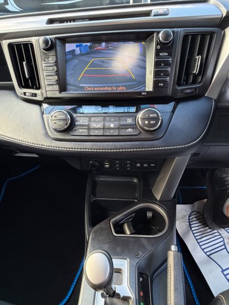 2018 Toyota RAV4 - photo 15
