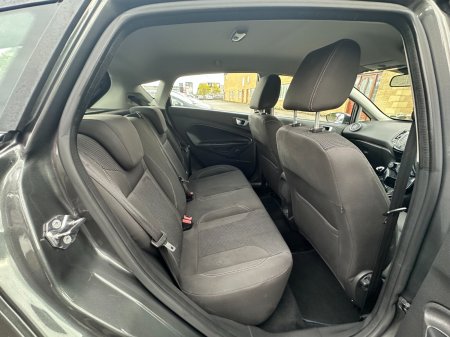 2017 Ford Fiesta - photo 11