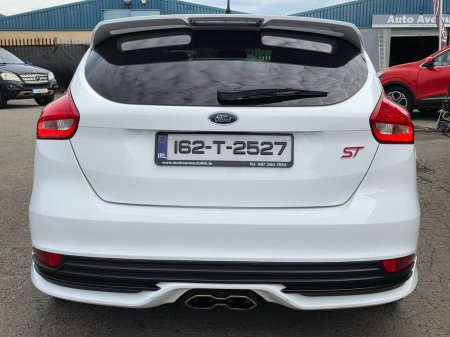 2016 Ford Focus - photo 6
