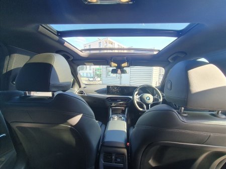 2026 BMW 3-Series - photo 25