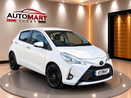 2020 Toyota Vitz - photo 3