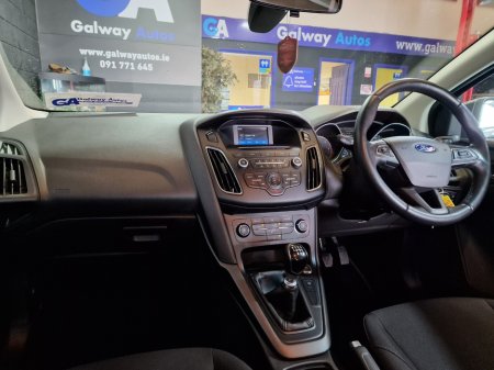 2017 Ford Focus - photo 26